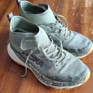 Hoka One One Speedgoat 6 GTX